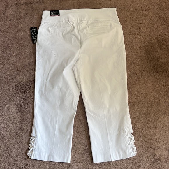 Brand New Kim Rogers White Capri Pants - Picture 4 of 7